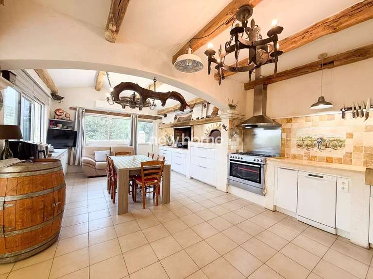 Maison Lorgues - 4 chambres - 194m²