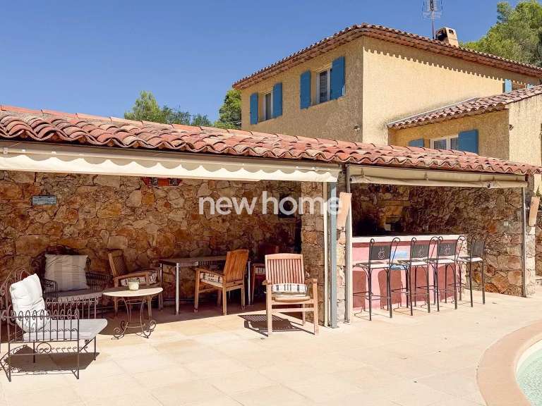 Maison Lorgues - 4 chambres - 194m²
