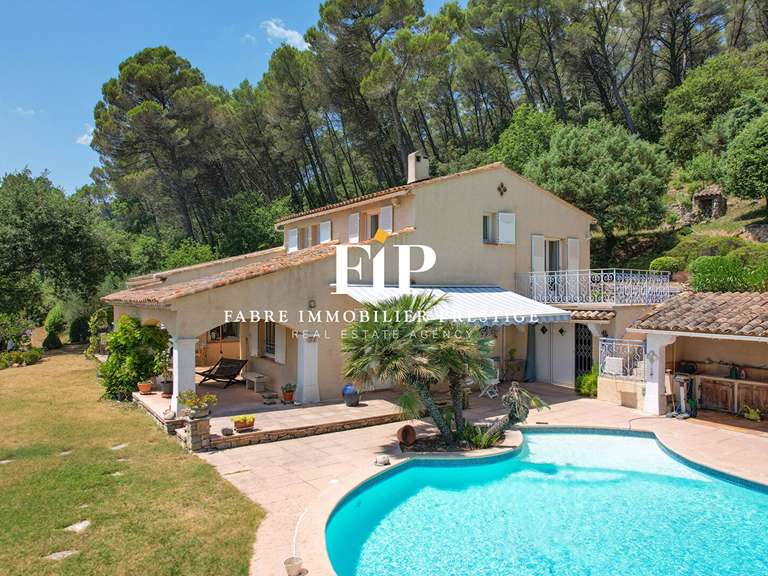 Propriété Lorgues - 3 chambres - 206m²