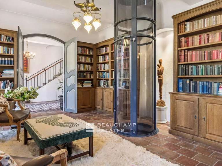 Propriété Lorgues - 11 chambres - 650m²