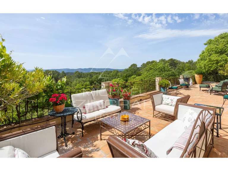 Propriété Lorgues - 11 chambres - 600m²