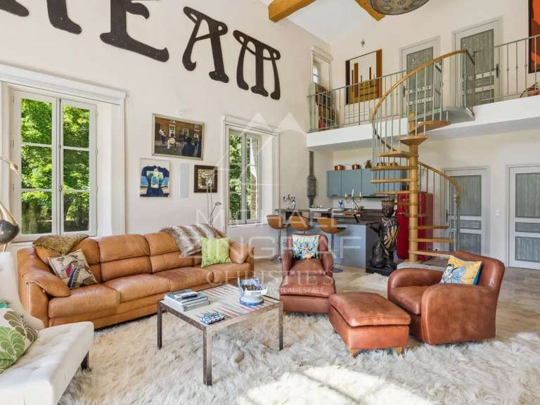 Propriété Lorgues - 11 chambres - 600m²