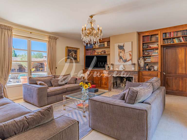 Propriété Lorgues - 15 chambres - 690m²
