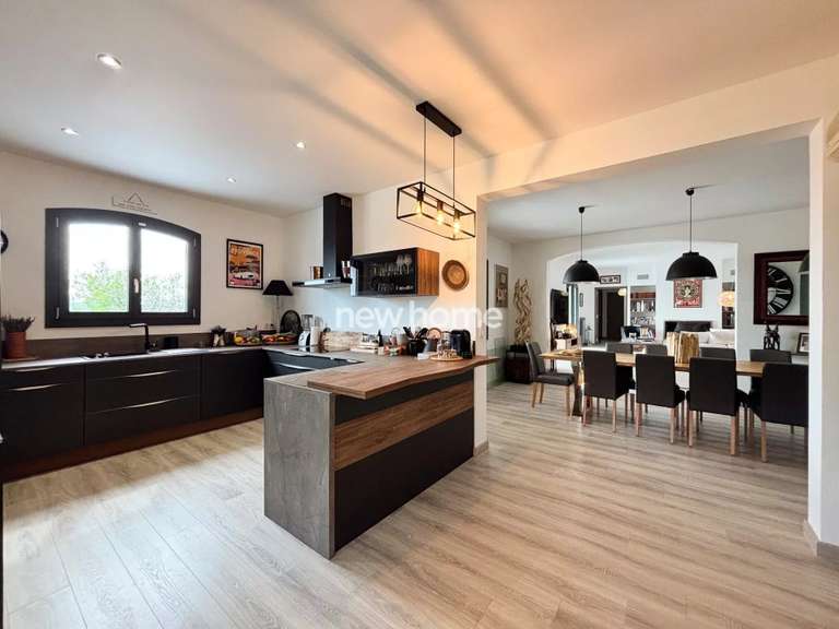 Propriété Lorgues - 5 chambres - 294m²
