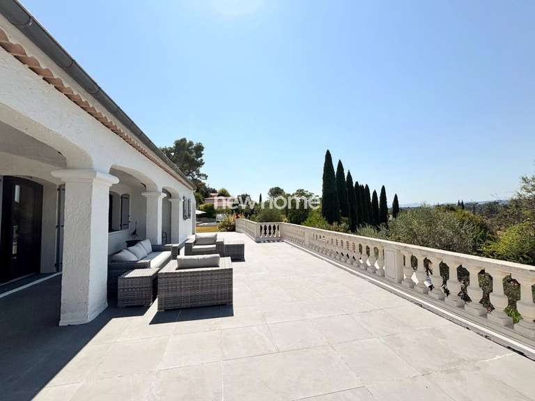 Propriété Lorgues - 5 chambres - 294m²