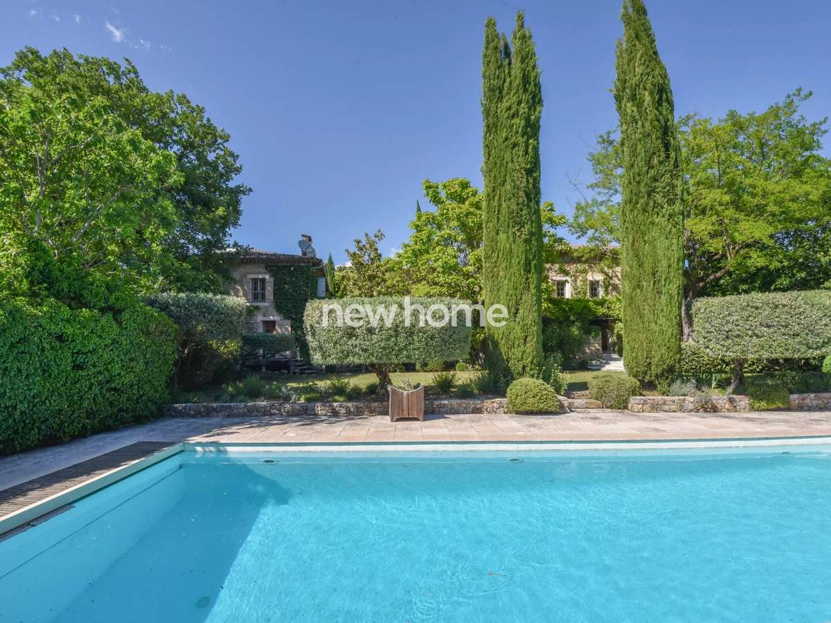 Property Lorgues