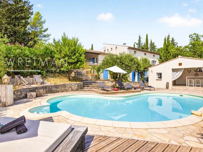 Propriété Lorgues - 9 chambres - 400m²