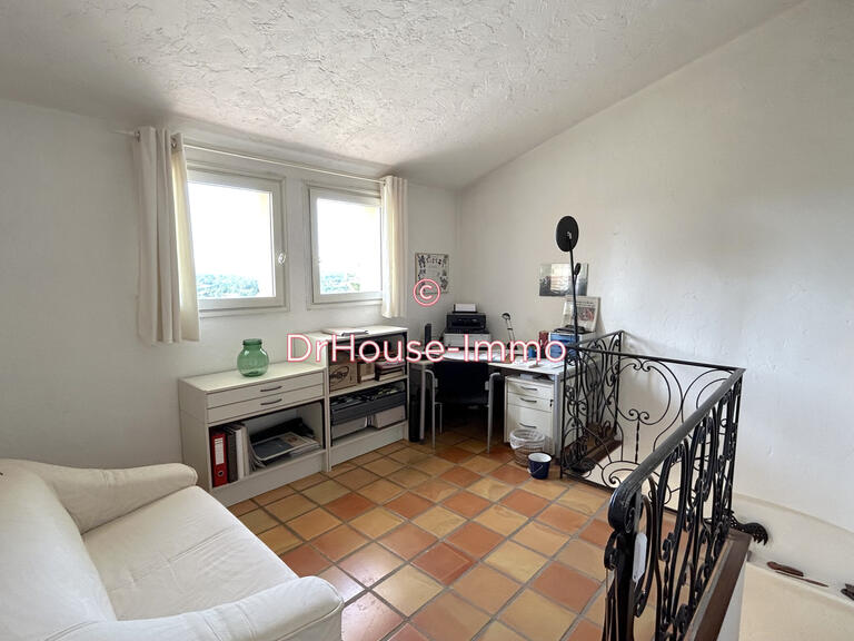 Villa Lorgues - 3 bedrooms - 206m²