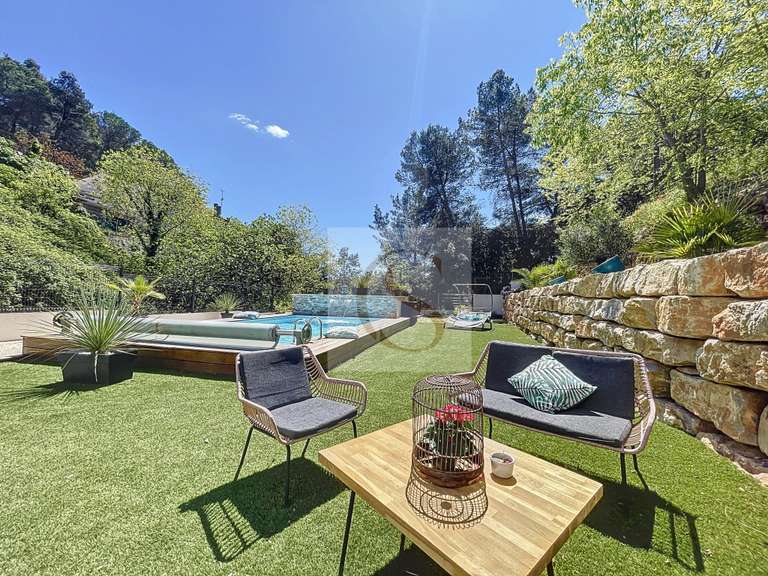 Villa Lorgues - 4 bedrooms - 142m²