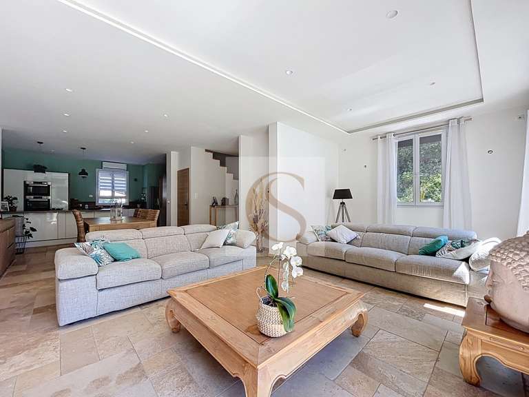 Villa Lorgues - 4 bedrooms - 142m²