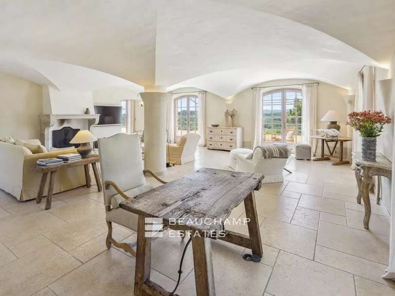 Villa Lorgues - 3 chambres - 544m²