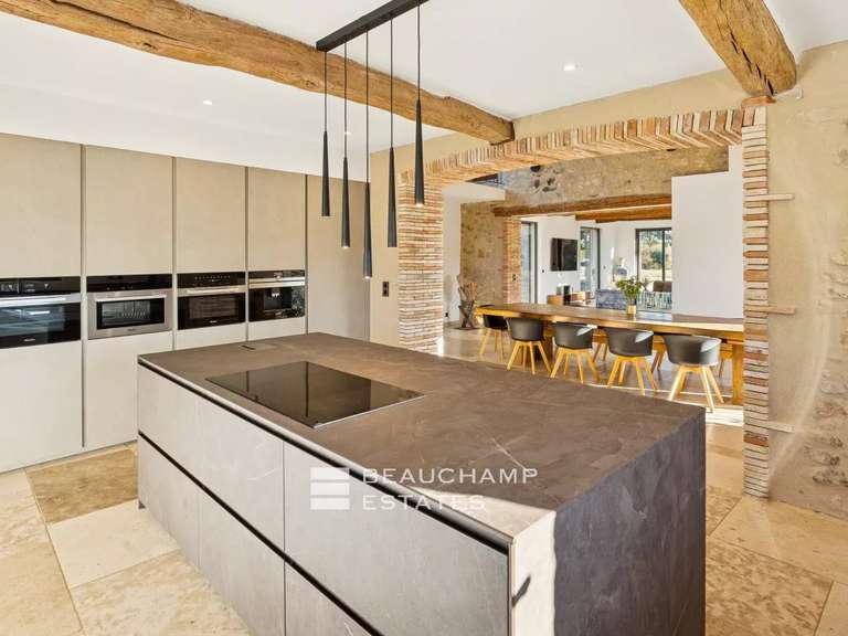 Villa Lorgues - 5 chambres - 324m²