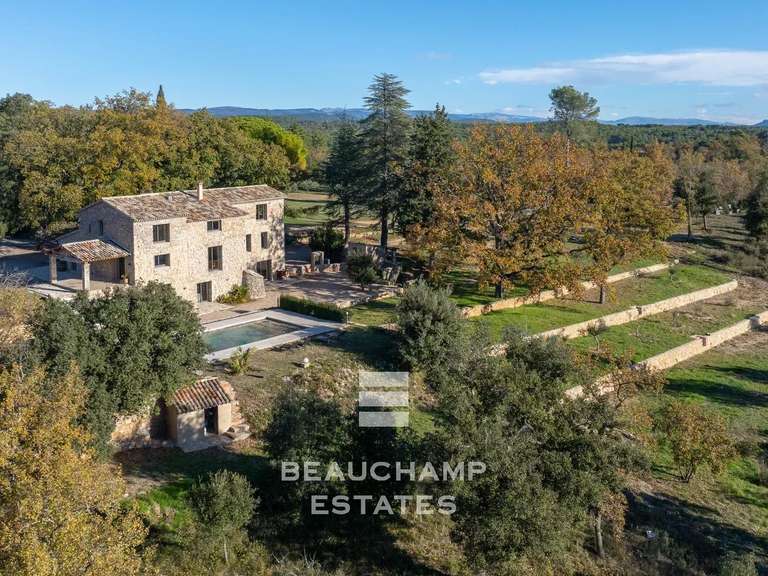 Villa Lorgues - 5 bedrooms - 324m²