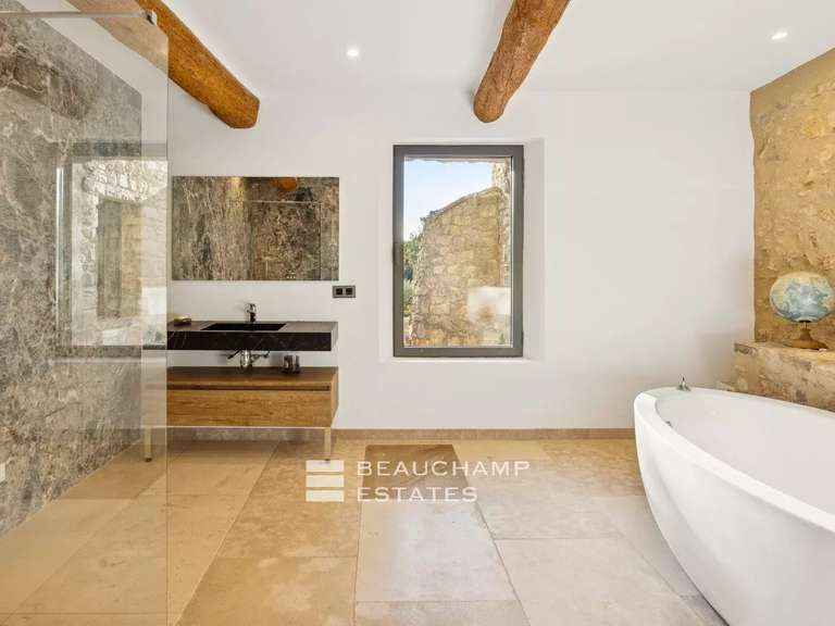 Villa Lorgues - 5 chambres - 324m²