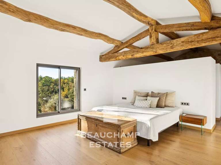 Villa Lorgues - 5 bedrooms - 324m²