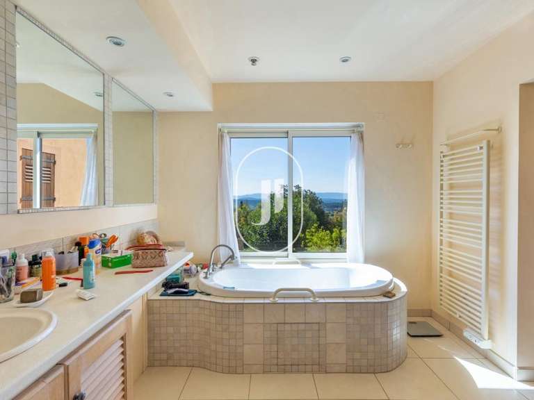 Villa Lorgues - 4 chambres - 220m²