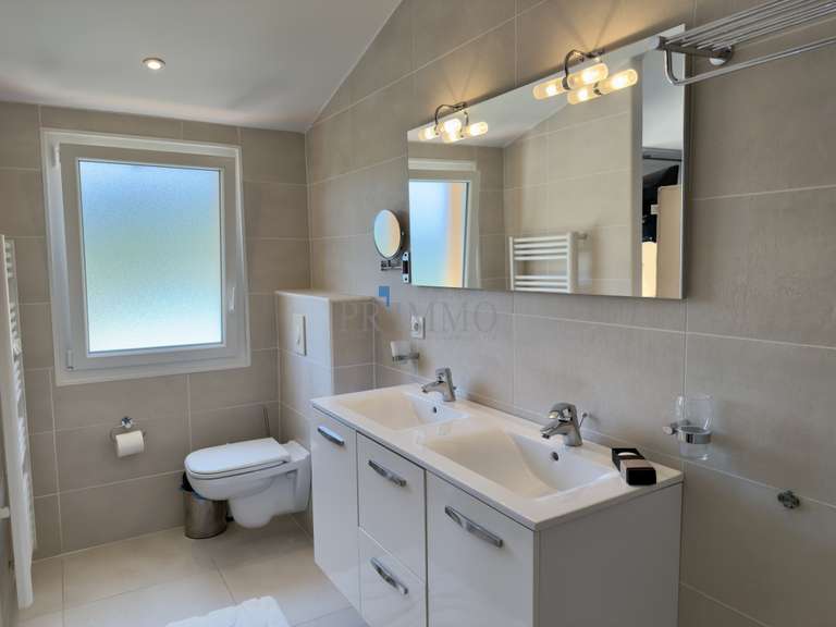 Villa Lorgues - 5 chambres - 242m²