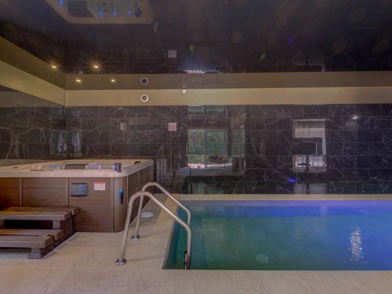 Villa Lorgues - 7 chambres - 230m²