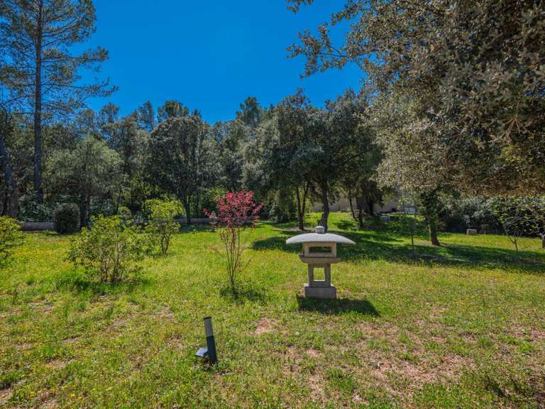 Villa Lorgues - 7 chambres - 230m²