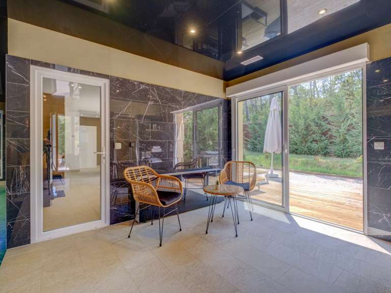 Villa Lorgues - 7 chambres - 230m²