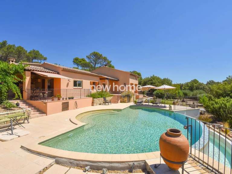 Villa Lorgues - 5 chambres - 228m²