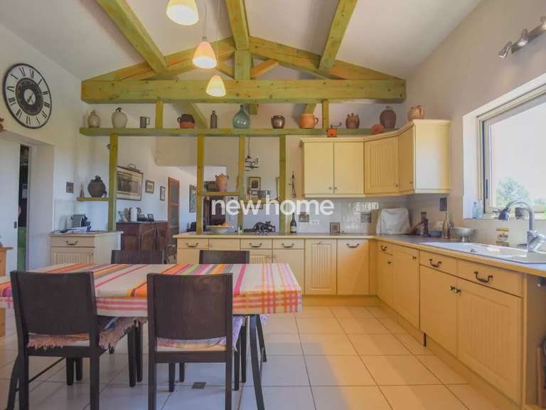 Villa Lorgues - 5 chambres - 228m²