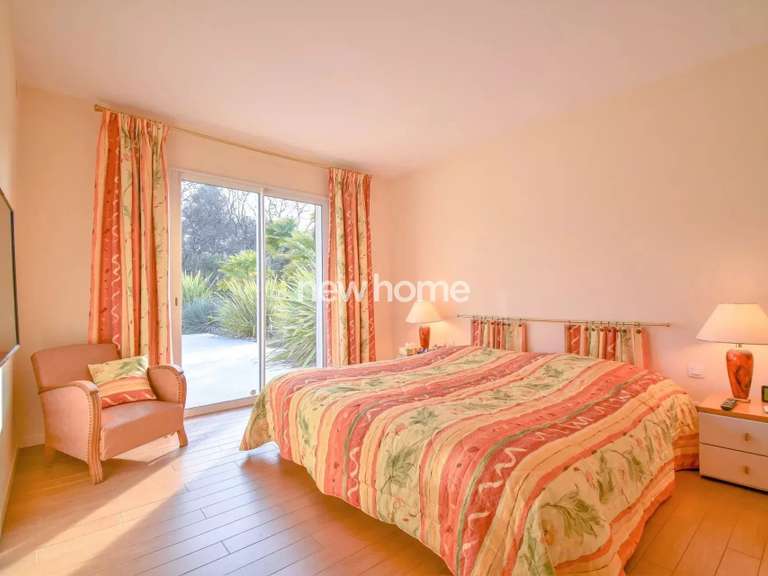 Villa Lorgues - 3 bedrooms - 220m²