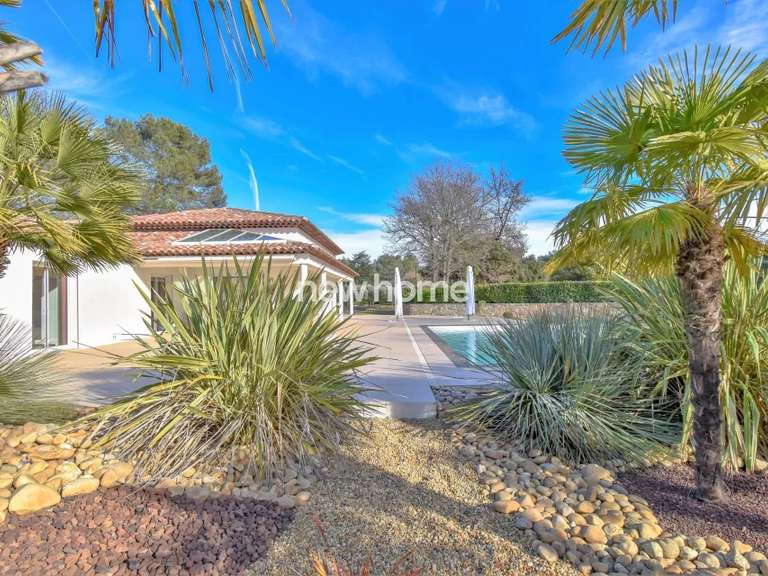 Villa Lorgues - 3 bedrooms - 220m²