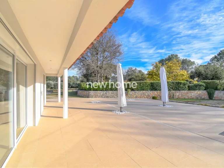 Villa Lorgues - 3 bedrooms - 220m²