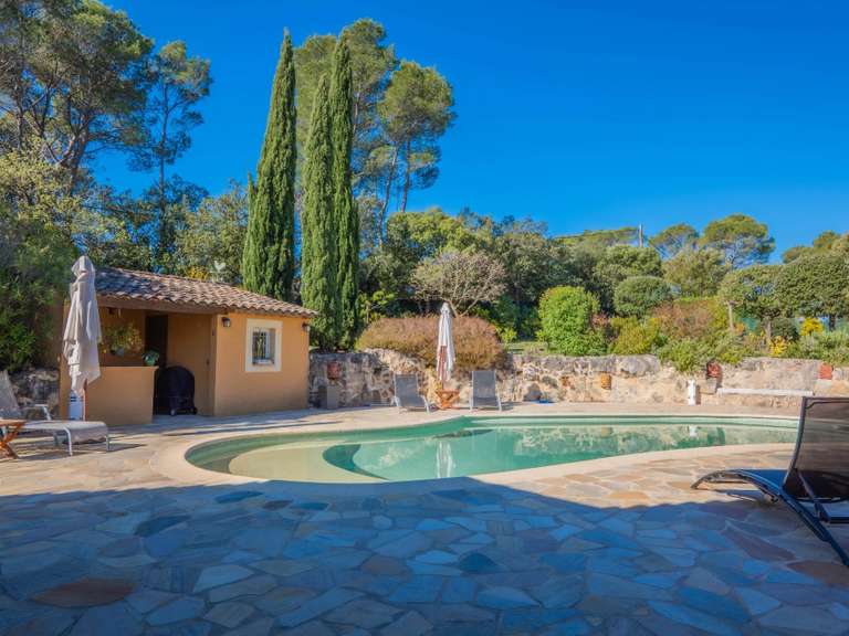 Villa Lorgues - 6 chambres - 220m²