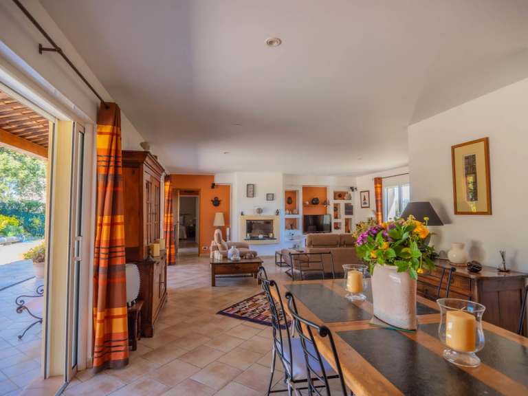 Villa Lorgues - 6 chambres - 220m²