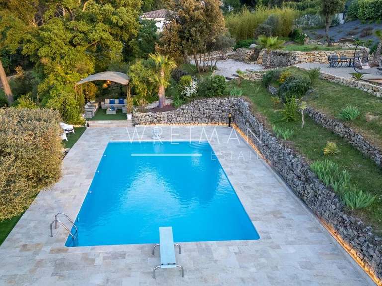 Villa Lorgues - 3 chambres - 240m²