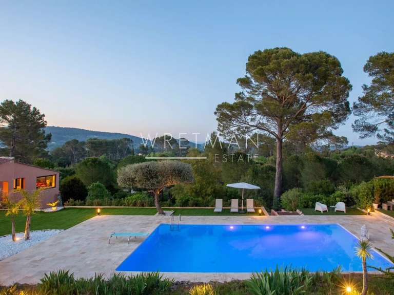 Villa Lorgues - 3 chambres - 240m²