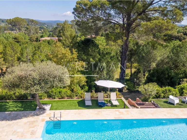 Villa Lorgues - 3 bedrooms - 240m²