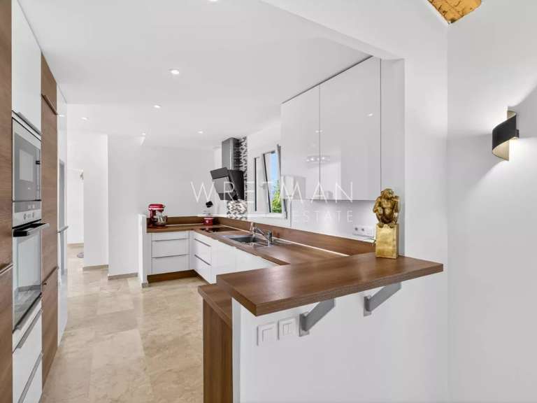 Villa Lorgues - 3 chambres - 240m²