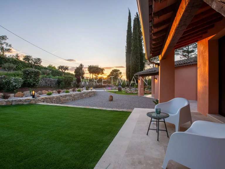 Villa Lorgues - 3 chambres - 240m²