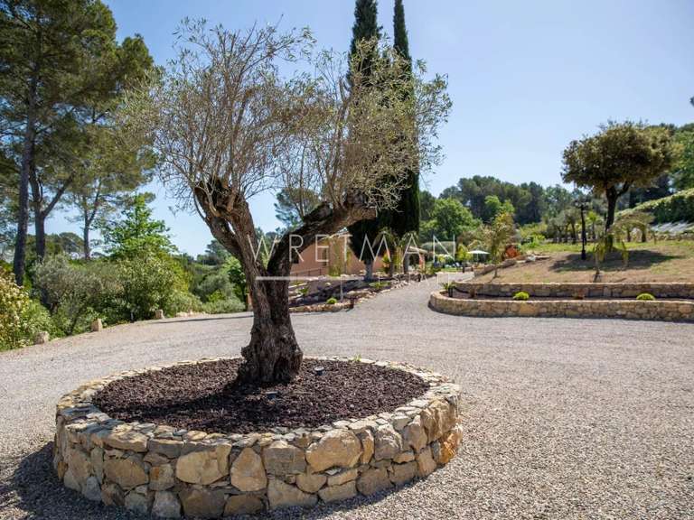 Villa Lorgues - 3 chambres - 240m²