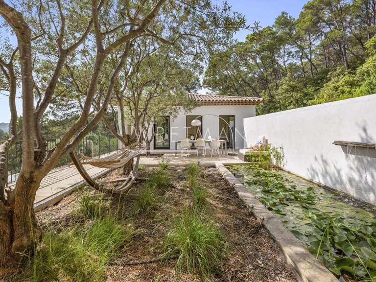 Villa Lorgues - 5 chambres - 204m²