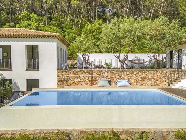 Villa Lorgues - 5 chambres - 204m²