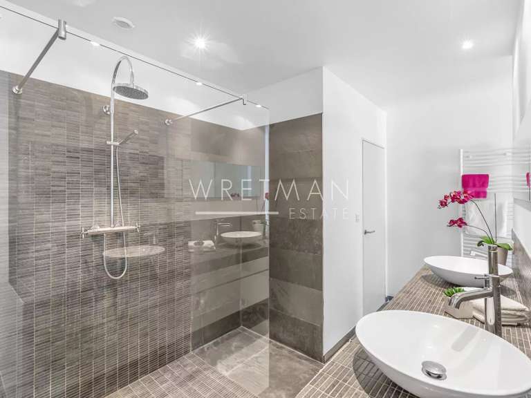 Villa Lorgues - 5 chambres - 204m²