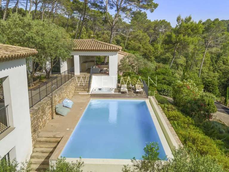Villa Lorgues - 5 chambres - 204m²