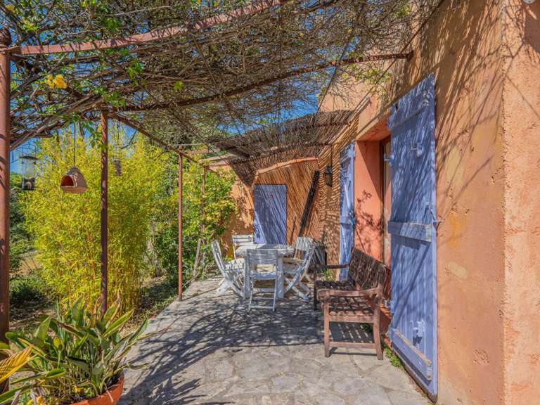 Villa Lorgues - 8 chambres - 300m²
