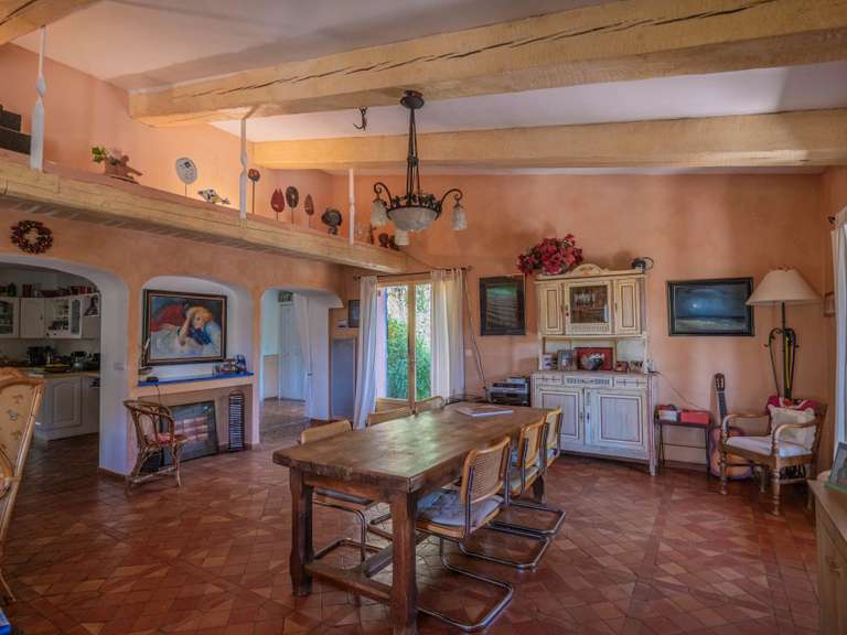 Villa Lorgues - 8 chambres - 300m²