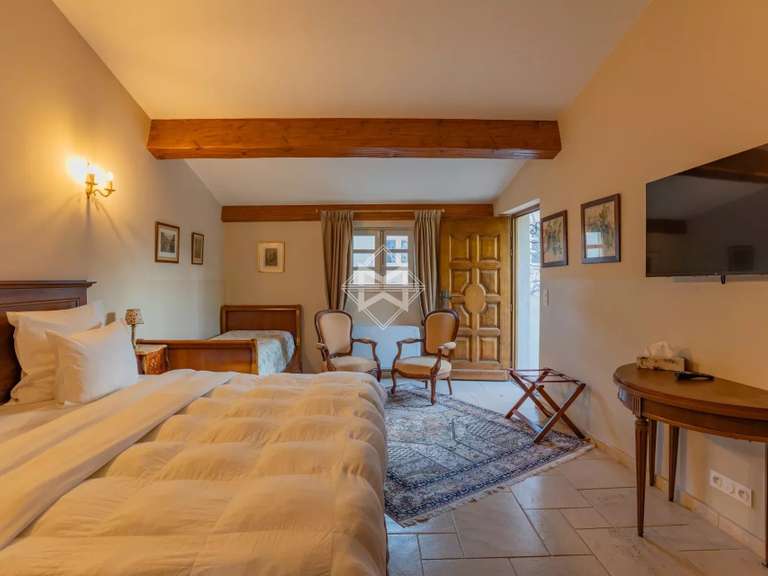Villa Lorgues - 13 bedrooms - 750m²