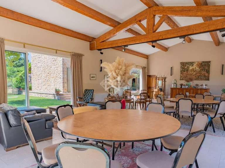 Villa Lorgues - 13 bedrooms - 750m²