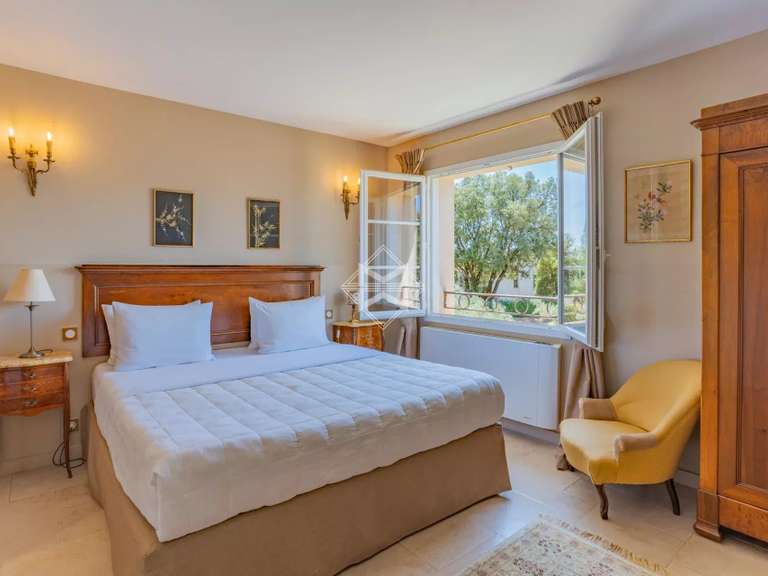 Villa Lorgues - 13 bedrooms - 750m²