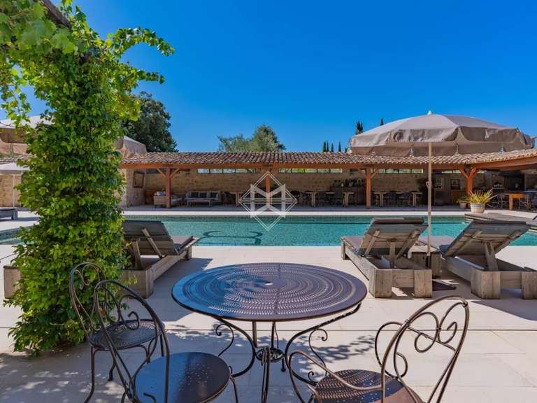 Villa Lorgues - 13 chambres - 750m²