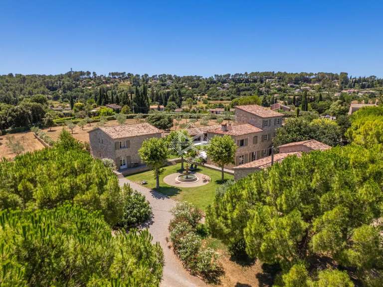Villa Lorgues - 13 bedrooms - 750m²