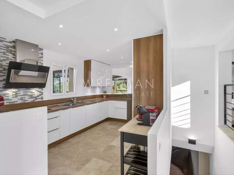 Villa Lorgues - 3 chambres - 240m²