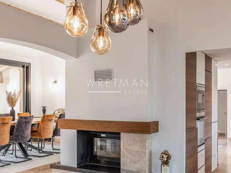 Villa Lorgues - 3 chambres - 240m²